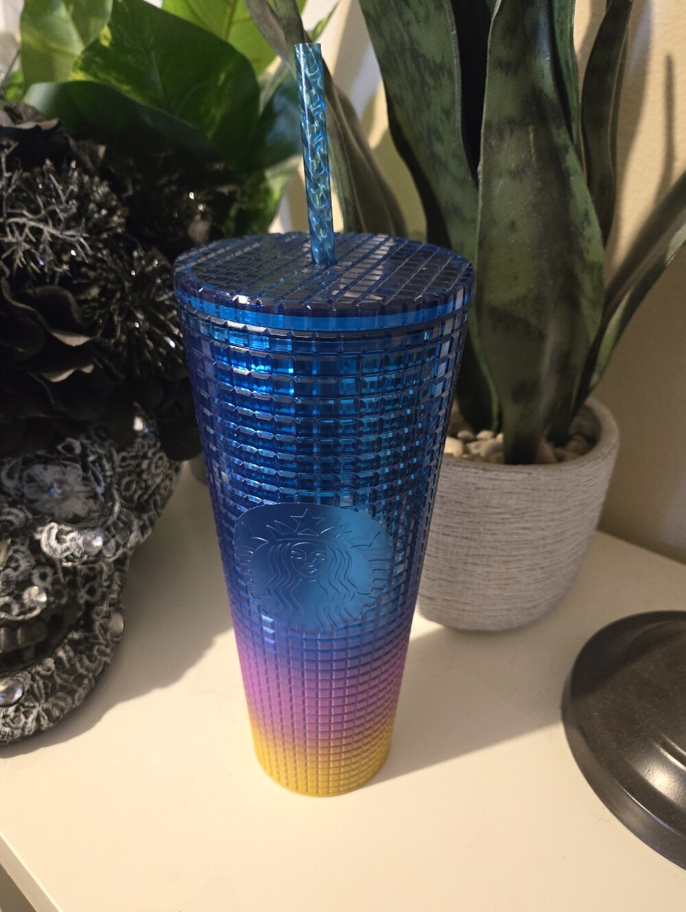 Starbucka Pride 2023 Gragient Grid Tumbler NWT